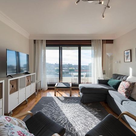 Lovelystay - Charming 3Br Flat W/ Free Parking In Devesas Vila Nova de Gaia Eksteriør bilde