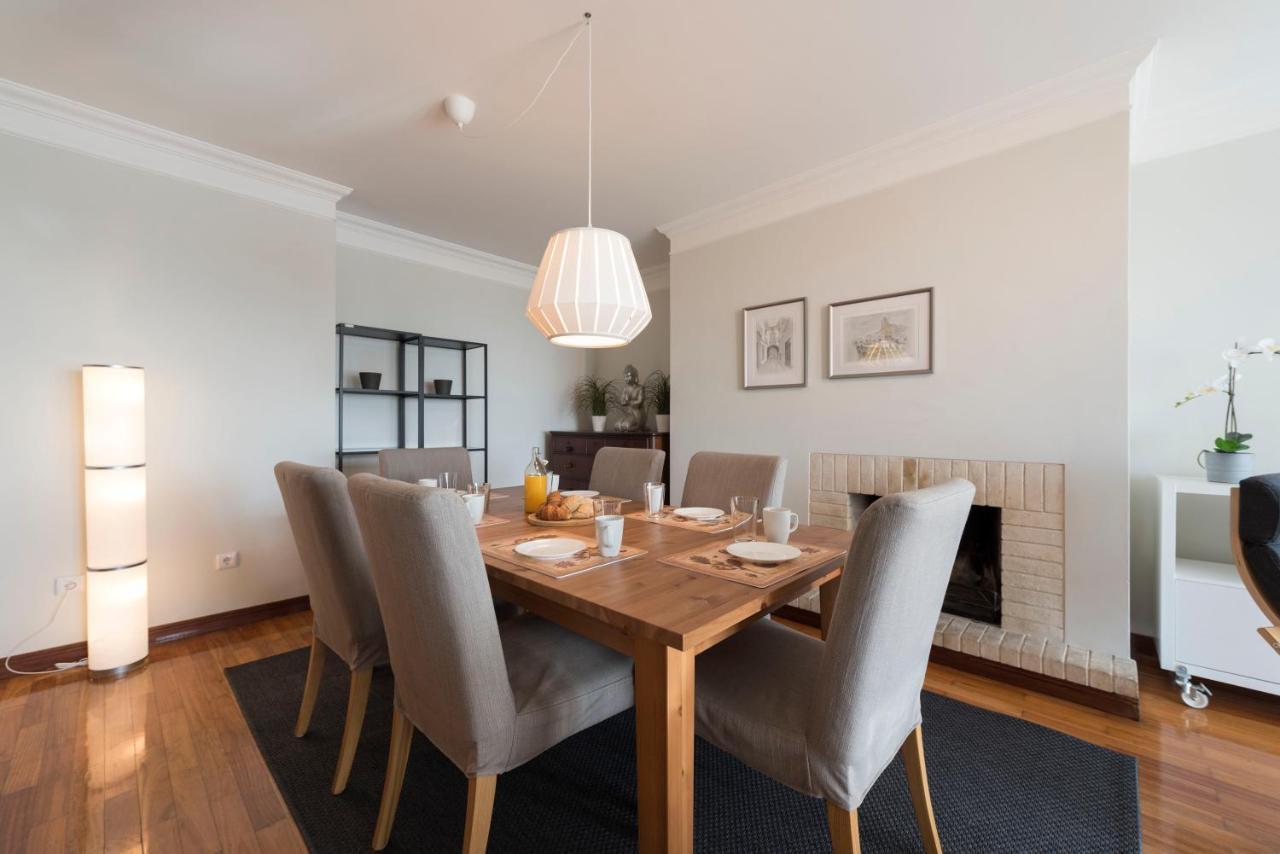 Lovelystay - Charming 3Br Flat W/ Free Parking In Devesas Vila Nova de Gaia Eksteriør bilde