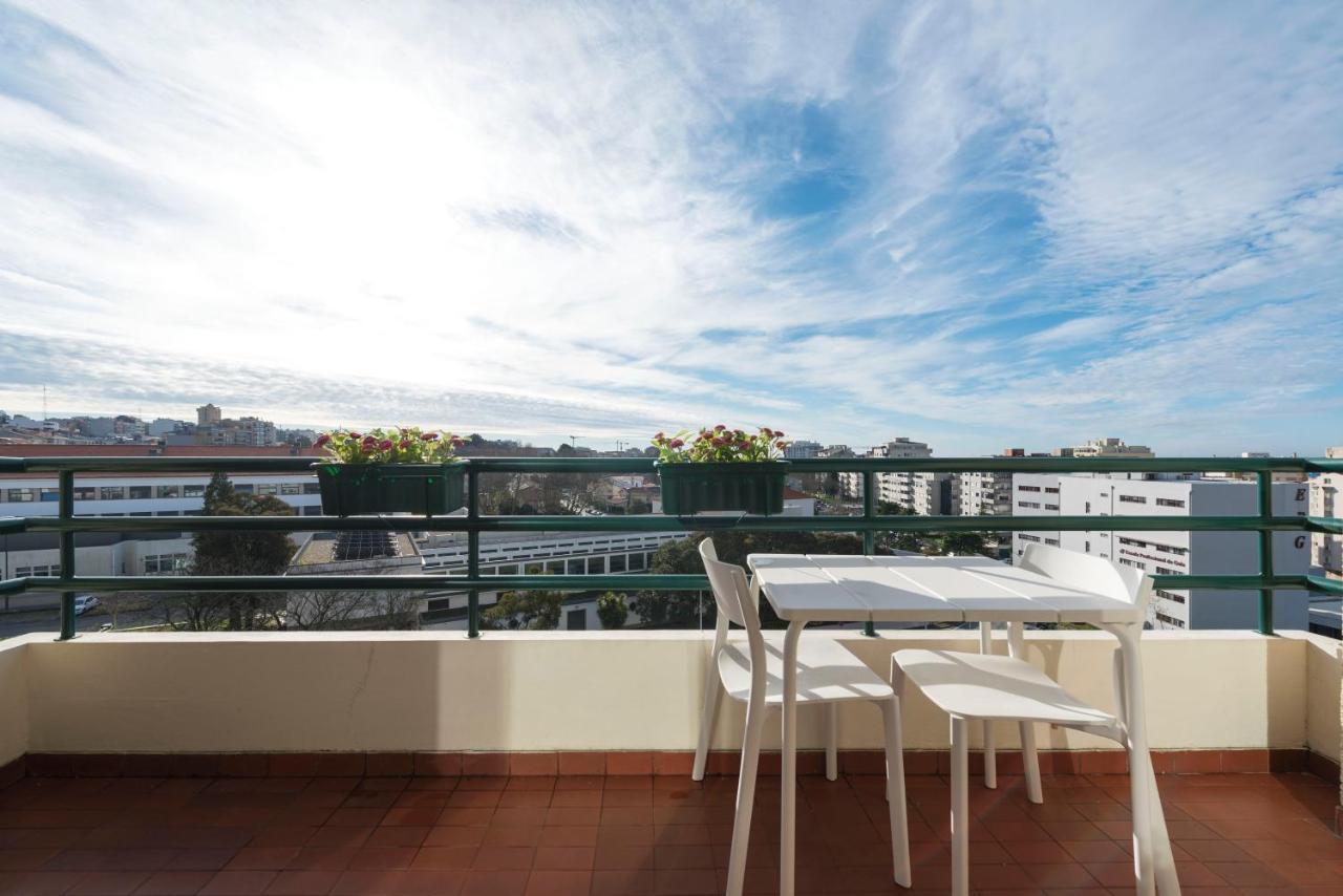 Lovelystay - Charming 3Br Flat W/ Free Parking In Devesas Vila Nova de Gaia Eksteriør bilde