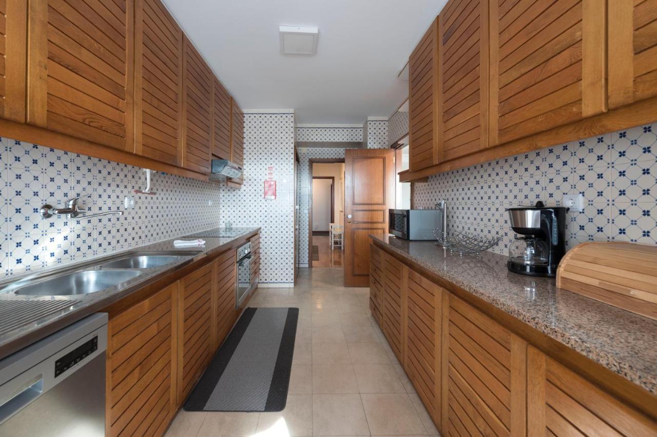 Lovelystay - Charming 3Br Flat W/ Free Parking In Devesas Vila Nova de Gaia Eksteriør bilde