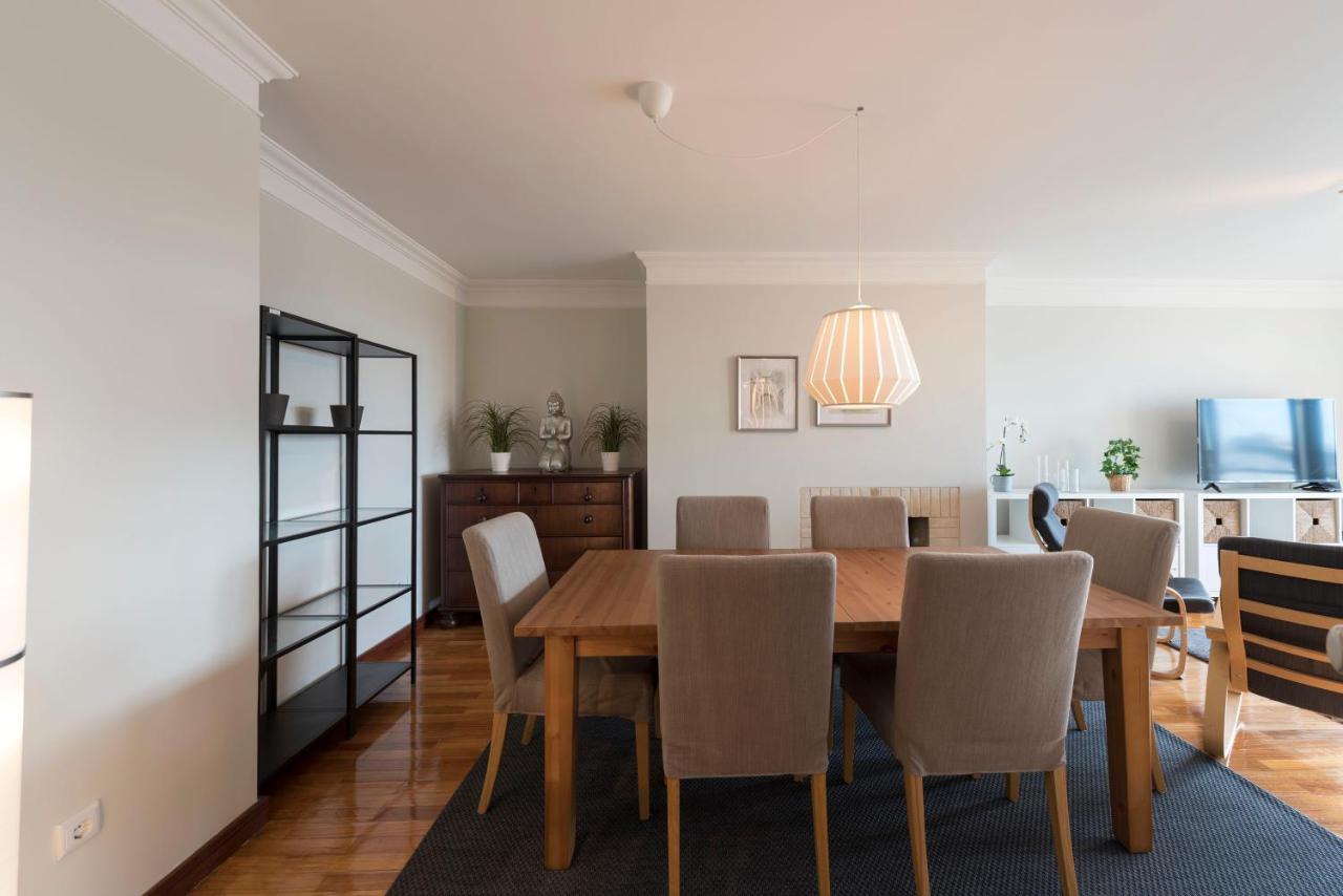 Lovelystay - Charming 3Br Flat W/ Free Parking In Devesas Vila Nova de Gaia Eksteriør bilde
